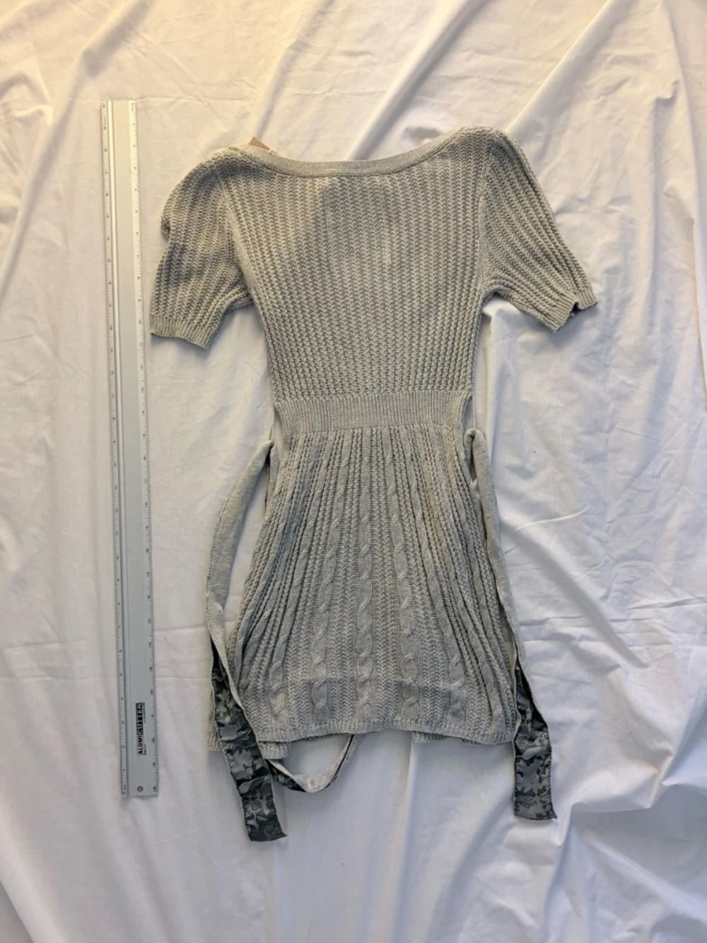 Hollister Y2K Babydoll Sweater Top - Gray Cable Knit Texture - Picture 5 of 5